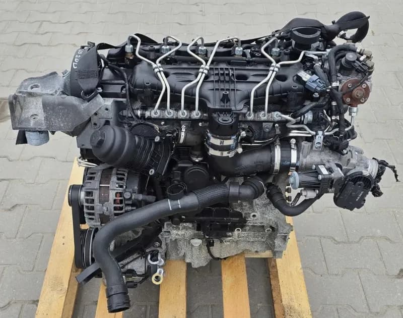 Motor Volvo V40 D5204T6 2014